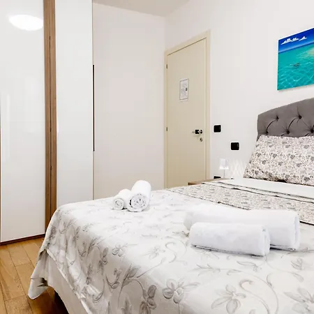 Ca'rosa Apartment